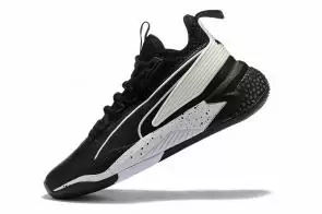 new puma basketball chaussures clyde black white